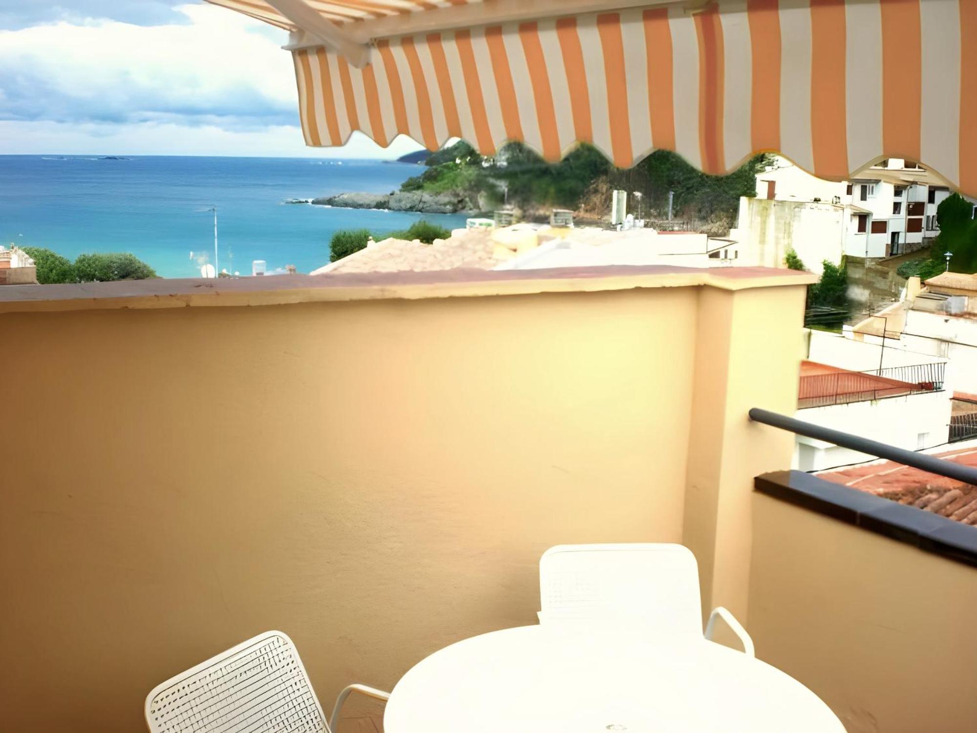 Hotel Medium Montecarlo Palafrugell Oda fotoğraf