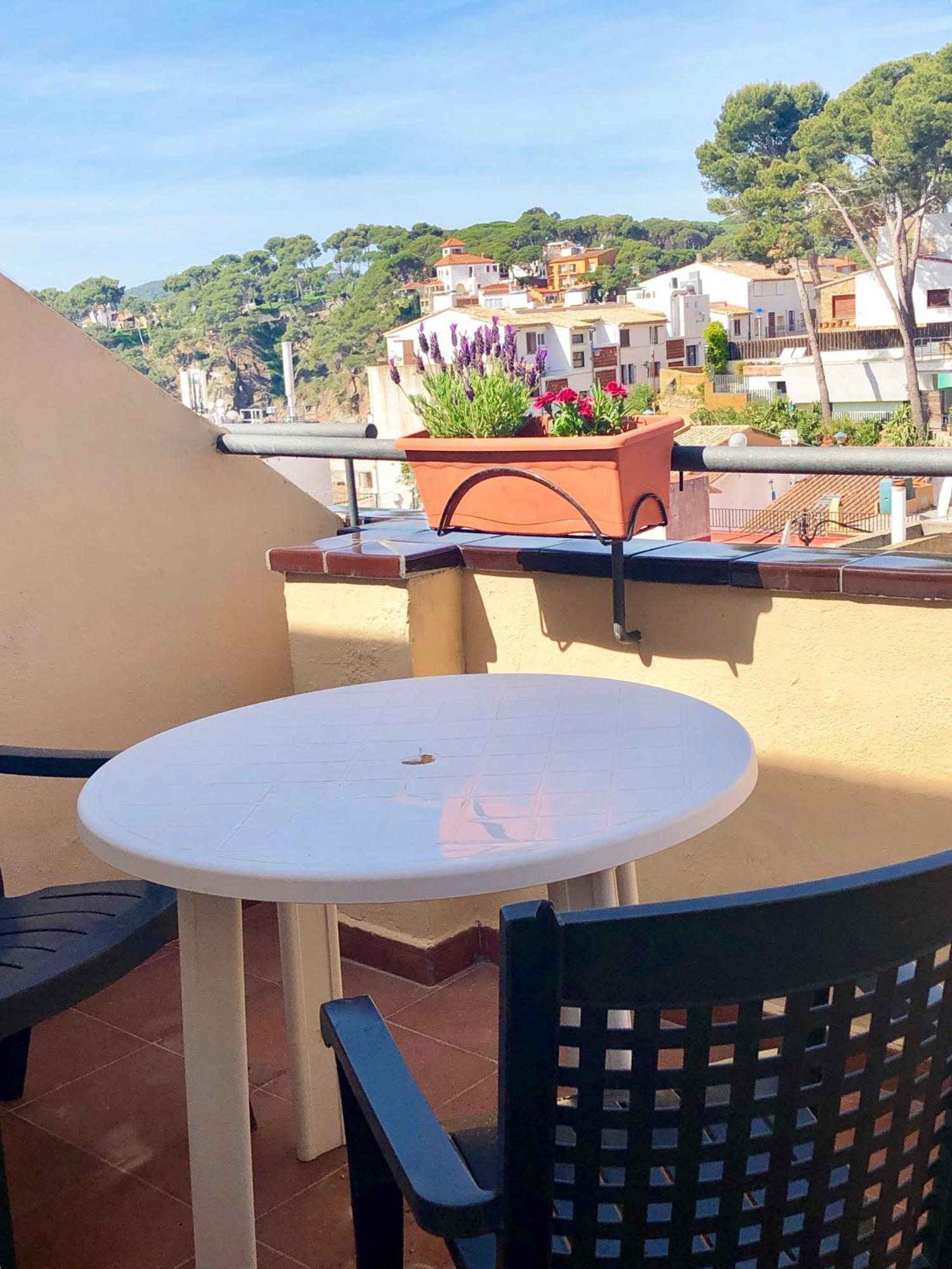 Hotel Medium Montecarlo Palafrugell Oda fotoğraf